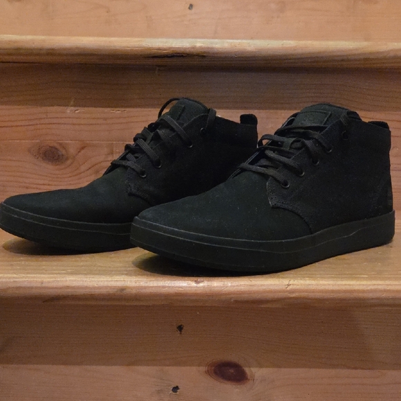 Timberland Men\'s Black Chukka Boots